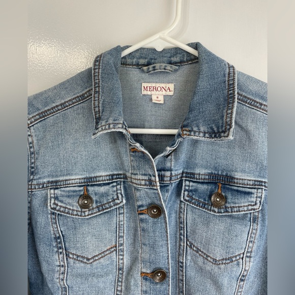 Jean jacket - Picture 2 of 4